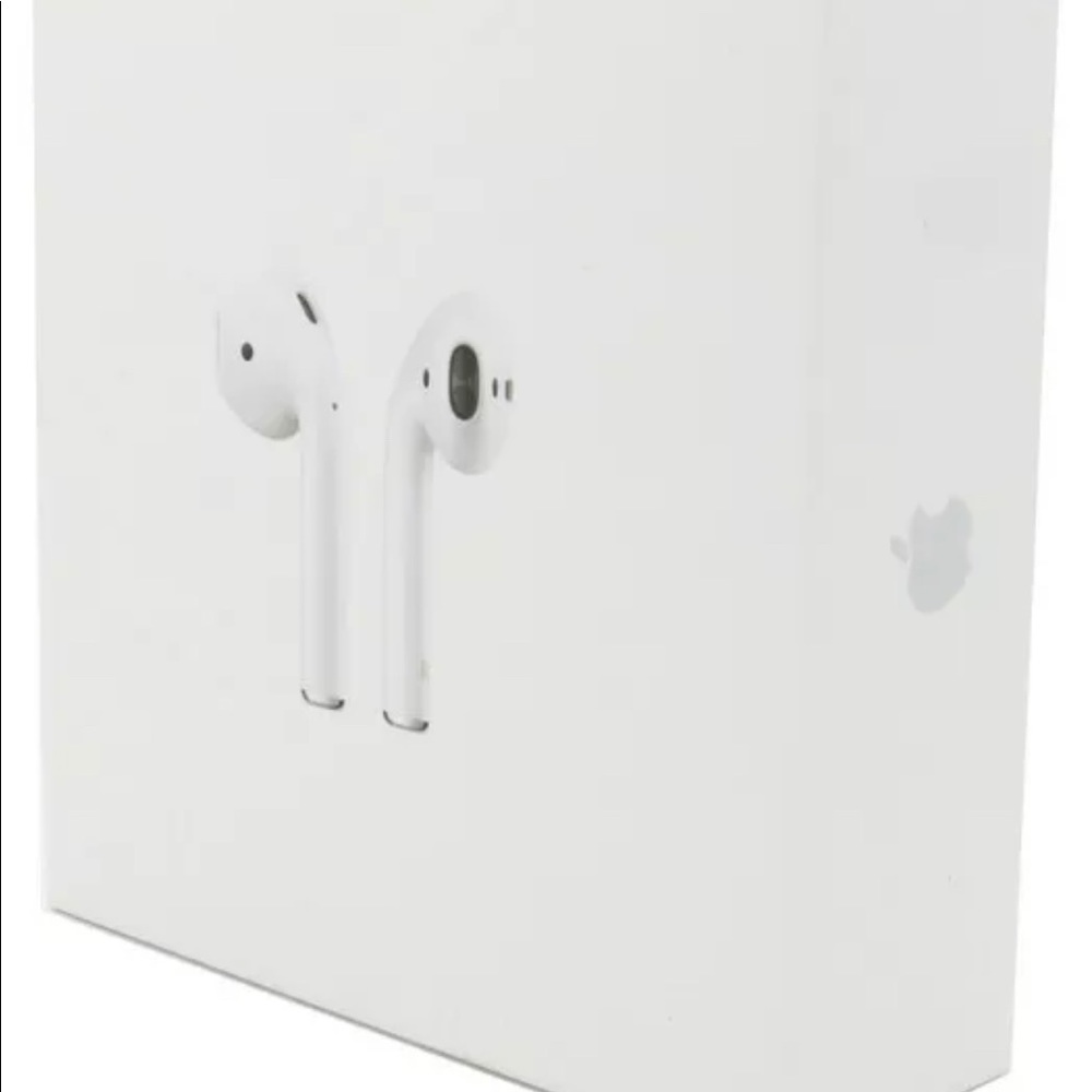 Apple Airpods 2nd Generation wireless charging